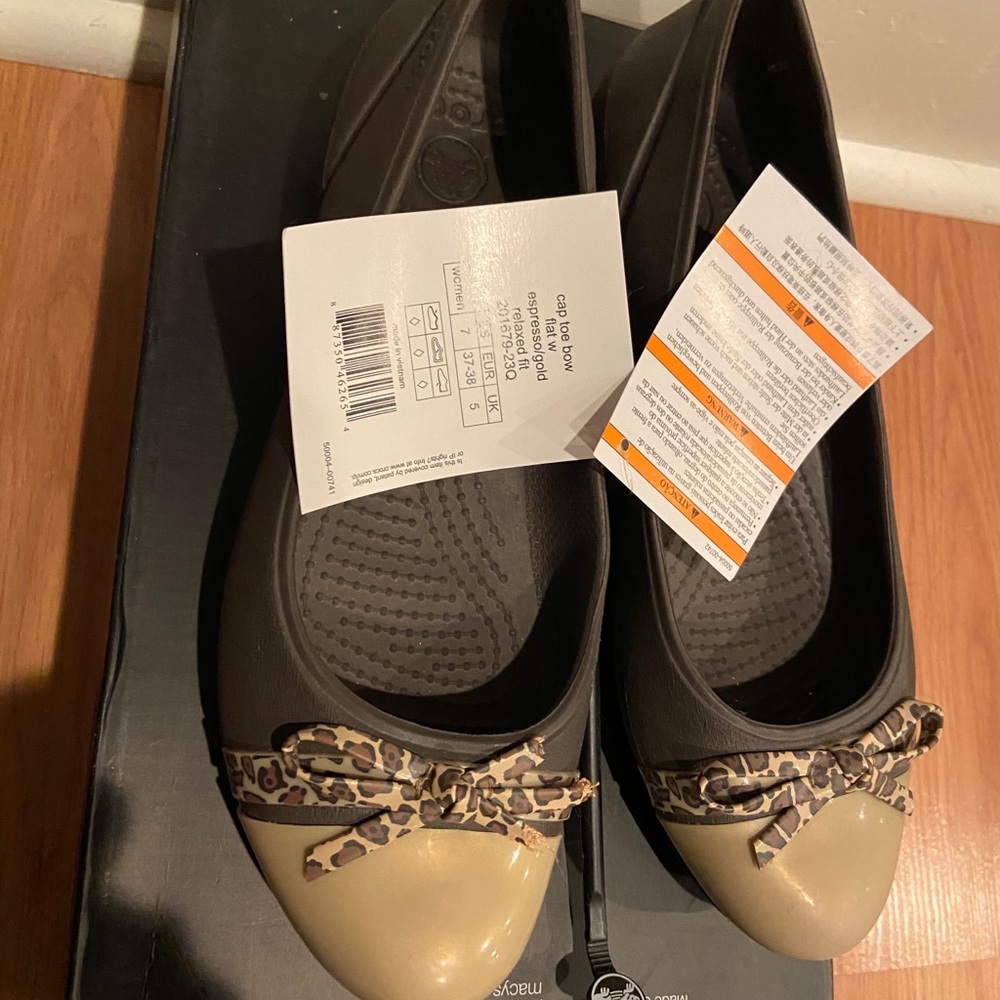 COPY - Crocs, leopard bow flats